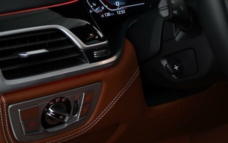BMW 7 серия, 2019 год, 6 340 055 рублей, 29 фотография