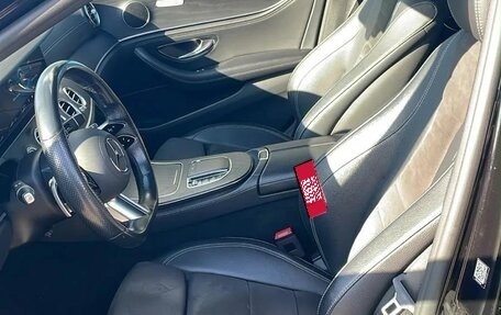 Mercedes-Benz E-Класс, 2021 год, 3 850 000 рублей, 8 фотография