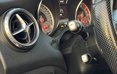 Mercedes-Benz GLA, 2014 год, 1 750 000 рублей, 6 фотография