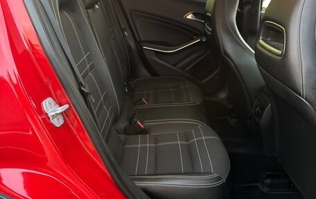 Mercedes-Benz GLA, 2014 год, 1 750 000 рублей, 10 фотография