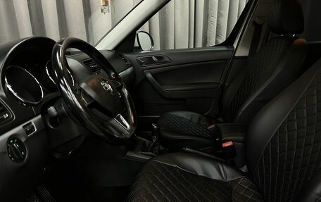 Skoda Yeti I рестайлинг, 2017 год, 899 777 рублей, 14 фотография