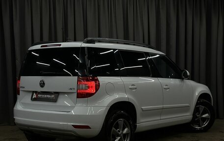 Skoda Yeti I рестайлинг, 2017 год, 899 777 рублей, 2 фотография