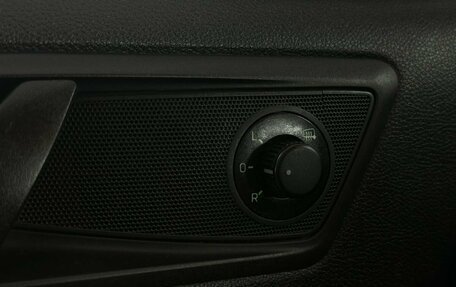 Skoda Yeti I рестайлинг, 2017 год, 899 777 рублей, 22 фотография