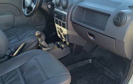 Renault Logan I, 2006 год, 275 000 рублей, 17 фотография