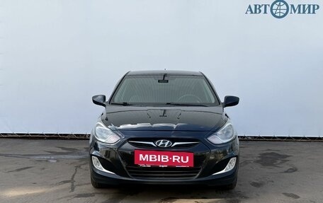 Hyundai Solaris II рестайлинг, 2013 год, 800 000 рублей, 2 фотография