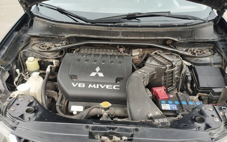 Mitsubishi Outlander III рестайлинг 3, 2008 год, 1 990 000 рублей, 8 фотография