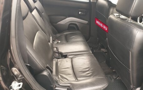 Mitsubishi Outlander III рестайлинг 3, 2008 год, 1 990 000 рублей, 11 фотография