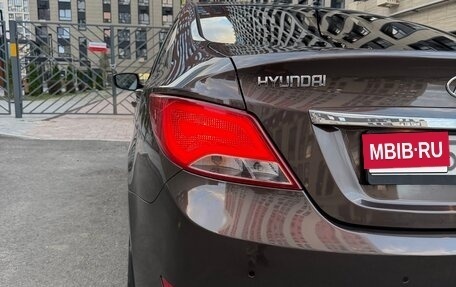 Hyundai Solaris II рестайлинг, 2015 год, 1 165 000 рублей, 25 фотография