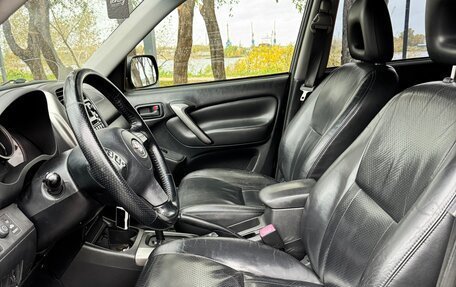 Toyota RAV4, 2005 год, 600 000 рублей, 9 фотография