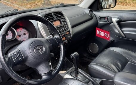 Toyota RAV4, 2005 год, 600 000 рублей, 10 фотография
