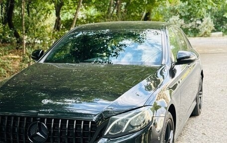 Mercedes-Benz E-Класс, 2019 год, 2 920 000 рублей, 3 фотография