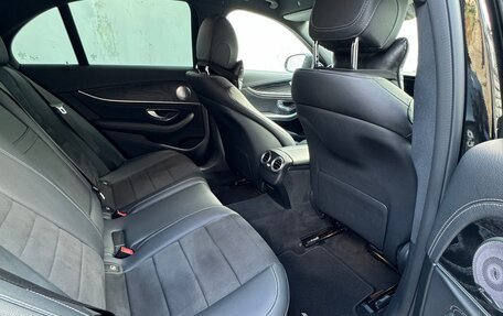 Mercedes-Benz E-Класс, 2019 год, 2 920 000 рублей, 13 фотография