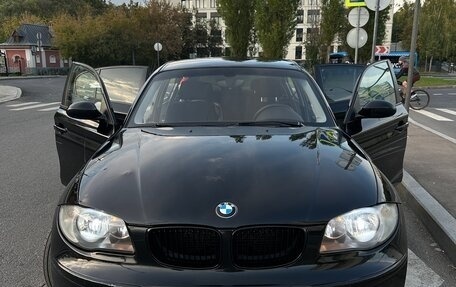 BMW 1 серия, 2009 год, 780 000 рублей, 5 фотография