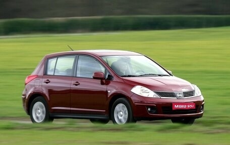 Nissan Tiida, 2010 год, 410 000 рублей, 1 фотография