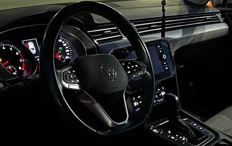 Volkswagen Passat B8 рестайлинг, 2022 год, 2 350 000 рублей, 8 фотография