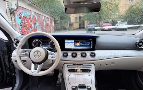 Mercedes-Benz CLS, 2018 год, 4 600 000 рублей, 5 фотография