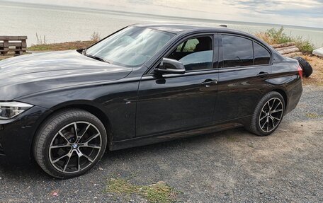 BMW 3 серия, 2017 год, 2 400 000 рублей, 2 фотография