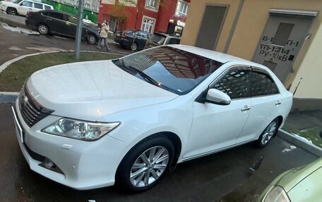 Toyota Camry, 2011 год, 1 850 000 рублей, 3 фотография