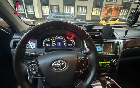 Toyota Camry, 2011 год, 1 850 000 рублей, 7 фотография