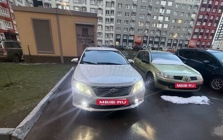 Toyota Camry, 2011 год, 1 850 000 рублей, 10 фотография