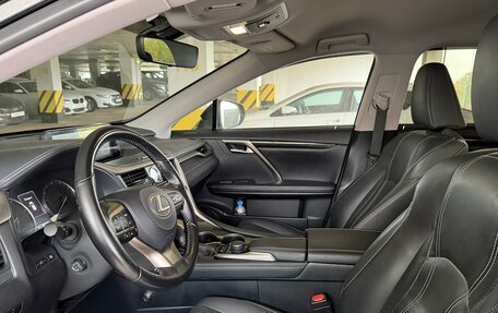 Lexus RX IV рестайлинг, 2018 год, 4 100 000 рублей, 5 фотография