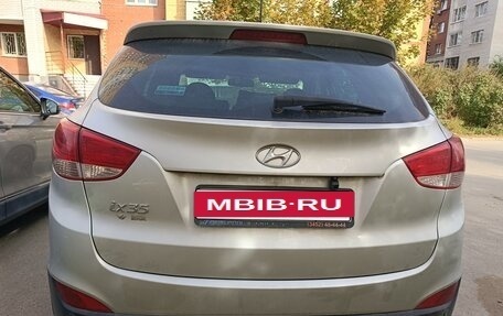 Hyundai ix35 I рестайлинг, 2015 год, 1 350 000 рублей, 2 фотография