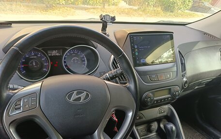 Hyundai ix35 I рестайлинг, 2015 год, 1 350 000 рублей, 4 фотография
