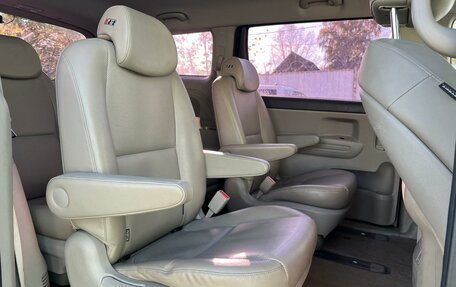 KIA Carnival III, 2017 год, 2 290 000 рублей, 8 фотография