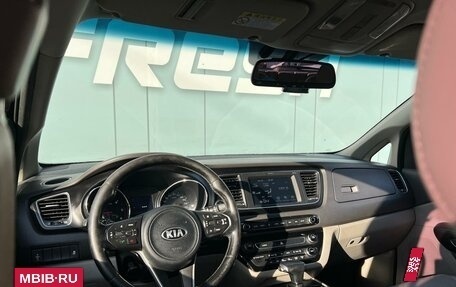 KIA Carnival III, 2017 год, 2 290 000 рублей, 6 фотография