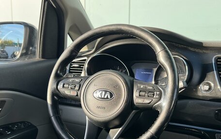 KIA Carnival III, 2017 год, 2 290 000 рублей, 15 фотография