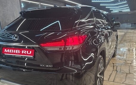 Lexus RX IV рестайлинг, 2022 год, 6 490 000 рублей, 2 фотография