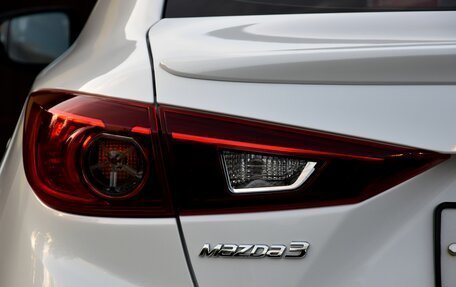Mazda 3, 2018 год, 1 995 000 рублей, 4 фотография