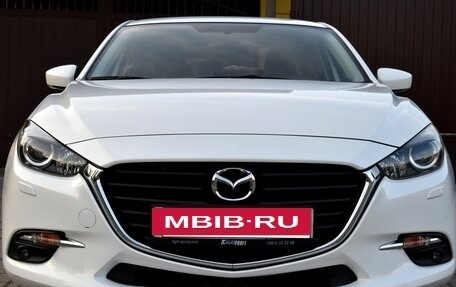 Mazda 3, 2018 год, 1 995 000 рублей, 11 фотография