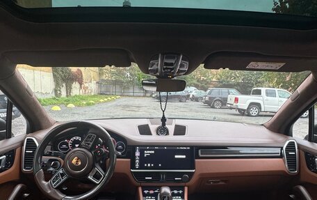 Porsche Cayenne III, 2019 год, 8 000 000 рублей, 13 фотография