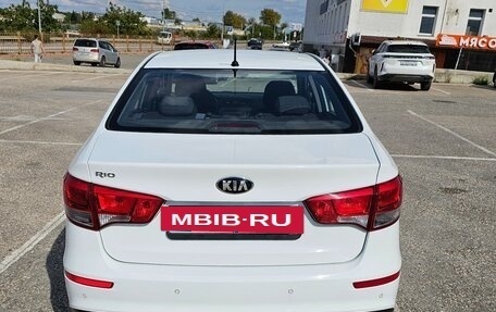 KIA Rio III рестайлинг, 2016 год, 1 090 000 рублей, 4 фотография