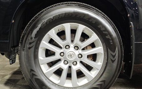 Toyota Land Cruiser Prado 150 рестайлинг 2, 2016 год, 3 350 000 рублей, 9 фотография