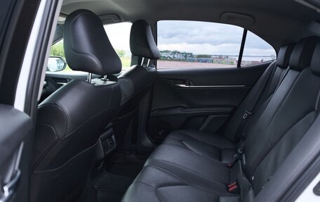 Toyota Camry, 2021 год, 3 150 000 рублей, 14 фотография