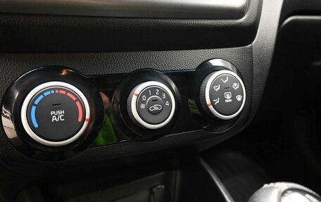 KIA Rio III рестайлинг, 2016 год, 919 000 рублей, 18 фотография