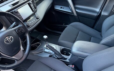 Toyota RAV4, 2017 год, 2 202 000 рублей, 15 фотография