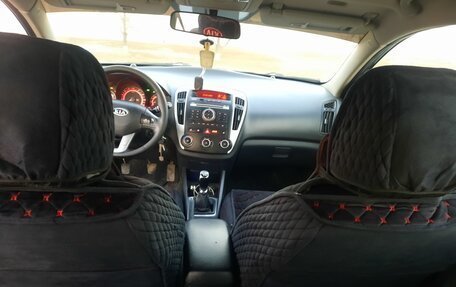 KIA cee'd I рестайлинг, 2011 год, 675 000 рублей, 9 фотография