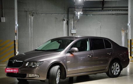 Skoda Superb III рестайлинг, 2012 год, 1 300 000 рублей, 3 фотография