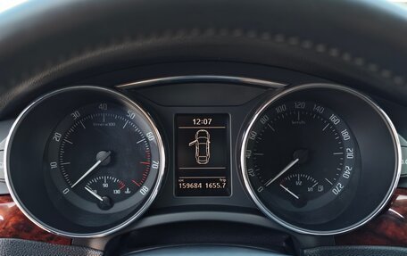 Skoda Superb III рестайлинг, 2012 год, 1 300 000 рублей, 15 фотография
