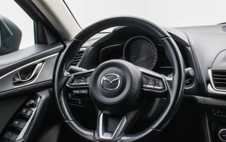 Mazda 3, 2017 год, 1 609 000 рублей, 15 фотография