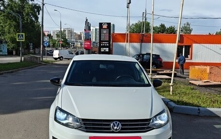 Volkswagen Polo VI (EU Market), 2017 год, 1 060 000 рублей, 3 фотография