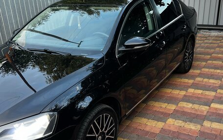 Volkswagen Passat B7, 2012 год, 1 190 000 рублей, 15 фотография