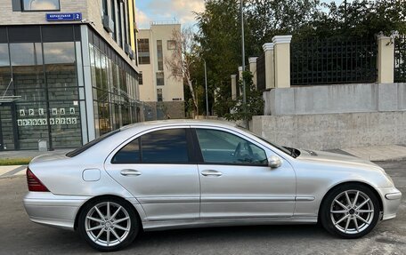 Mercedes-Benz C-Класс, 2004 год, 475 000 рублей, 8 фотография