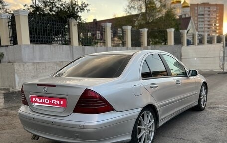 Mercedes-Benz C-Класс, 2004 год, 475 000 рублей, 7 фотография