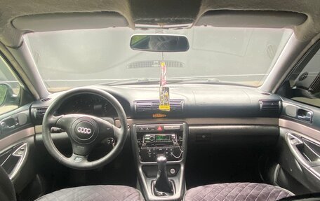 Audi A4, 1999 год, 330 000 рублей, 13 фотография