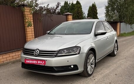 Volkswagen Passat B7, 2011 год, 860 000 рублей, 3 фотография