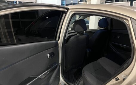KIA Rio III рестайлинг, 2011 год, 650 000 рублей, 24 фотография